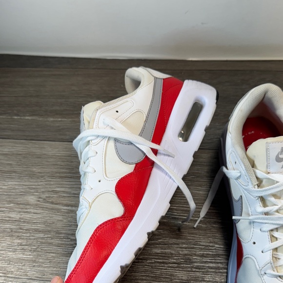 Nike Air White and Red Athletic Shoes men’s 11.5 (j120) - Picture 4 of 11